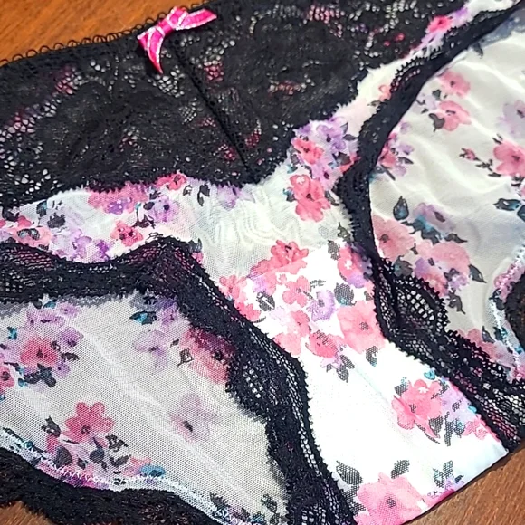 Victoria's Secret Vintage Dream Angels Bikini NWOT - Picture 3 of 10